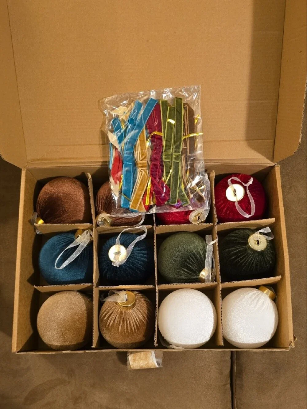 Velvet Christmas Ornament Set: Red, Green, Gold, White, Brown. 24 Piece Set. NWT